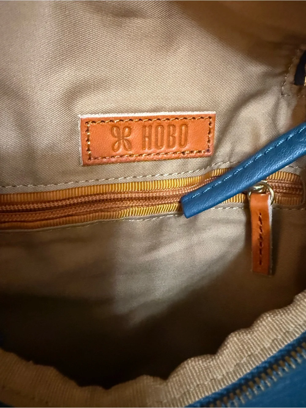Hobo International Fern Crossbody Convertible Bag, Peacock Feather Green, NWT